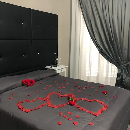 Luxury 3* Nápoly