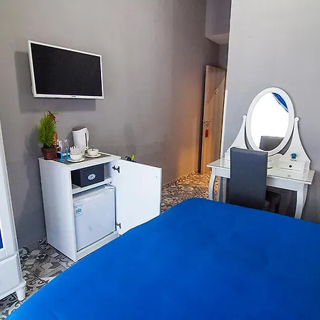 Luxury לינה וארוחת בוקר 3*